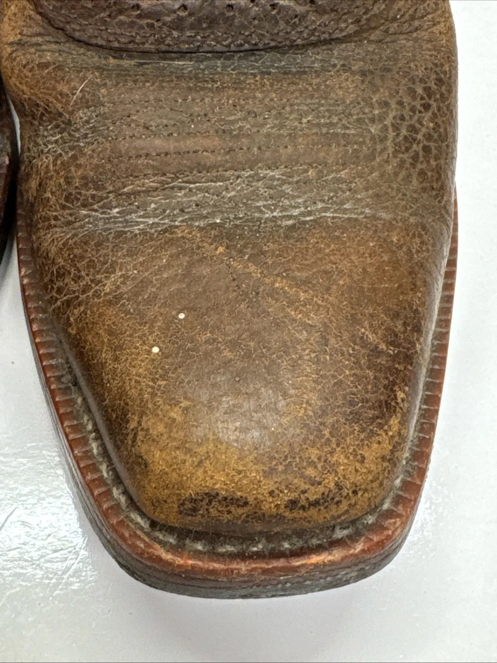Ariat Men's 10002227 Heritage Roughstock Square Soft Toe Western Boot Brown 9EE